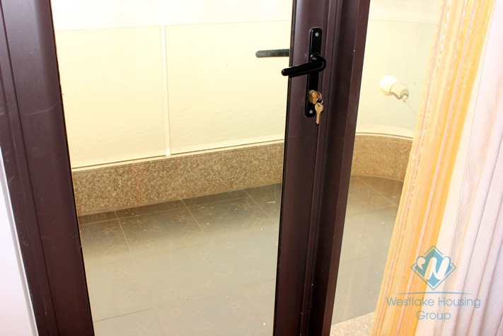 Luxury apartment for rent with 2 bedrooms in Au co st, Tay Ho, Ha Noi